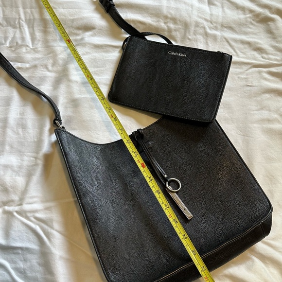 Calvin Klein Black Leather Crossbody Set - Picture 3 of 6